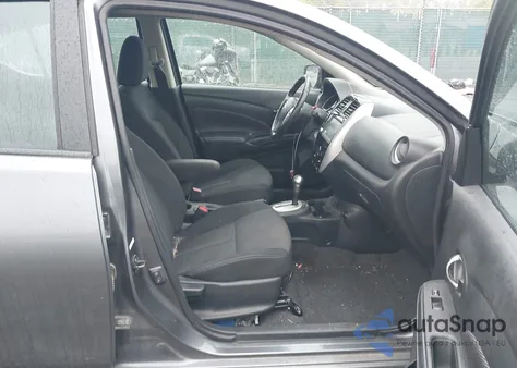 2018 Nissan Versa 1.6 Sv z USA, uszkodzony, nr VIN 3N1CN7AP7JL883363